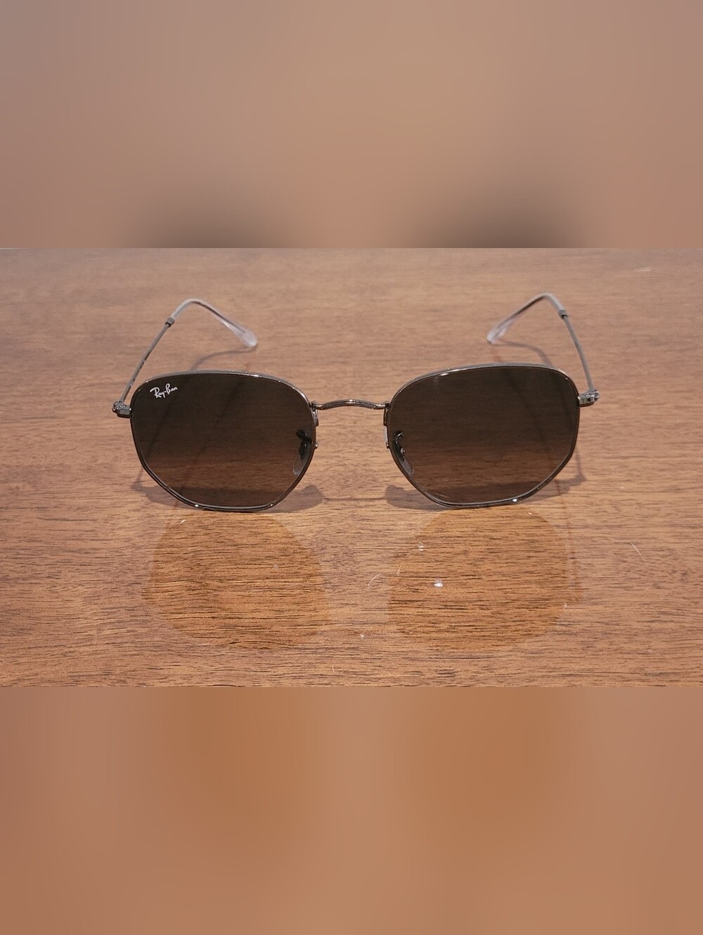 Hexogonal Ray Ban Gunmetal Silver Sunglasses. Has Cleaning Cloth/Without Case